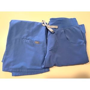 FIGS women’s scrub set, size XS